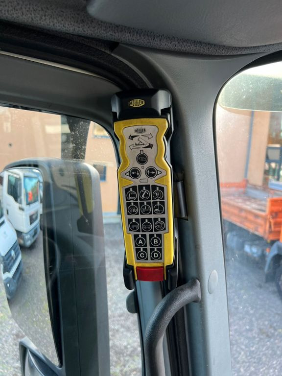 Mercedes-Benz 2541 6X2 Meiller Funk Zustand wie 200 tkm - شاحنة ذات خطاف: صورة 4 Mercedes-Benz 2541 6X2 Meiller Funk Zustand wie 200 tkm - شاحنة ذات خطاف: صورة 4