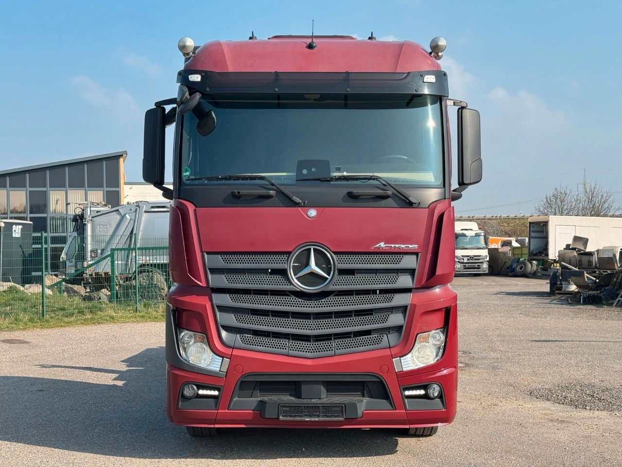 Mercedes-Benz 2558 6x2 Fahrgestell Chassis | Retarder | Klima - شاحنة هيكل كابينة: صورة 1 Mercedes-Benz 2558 6x2 Fahrgestell Chassis | Retarder | Klima - شاحنة هيكل كابينة: صورة 1