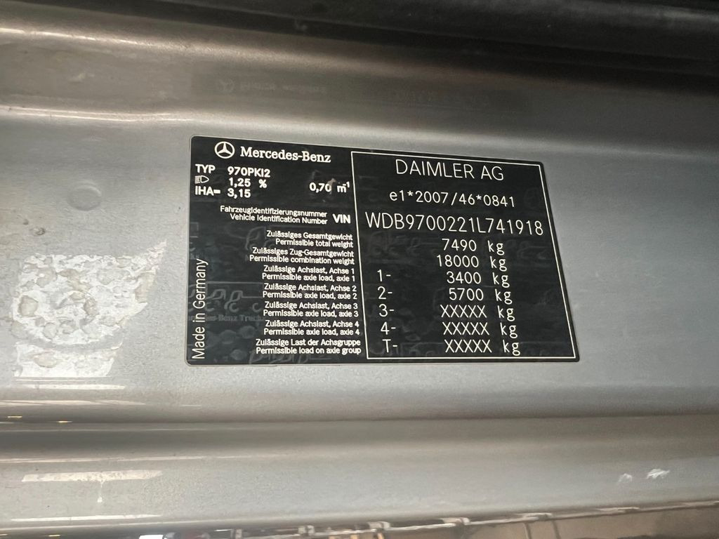Mercedes-Benz 818 4X2 ROM Toilettenwagen guter Zustand - شاحنة الشفط: صورة 3 Mercedes-Benz 818 4X2 ROM Toilettenwagen guter Zustand - شاحنة الشفط: صورة 3