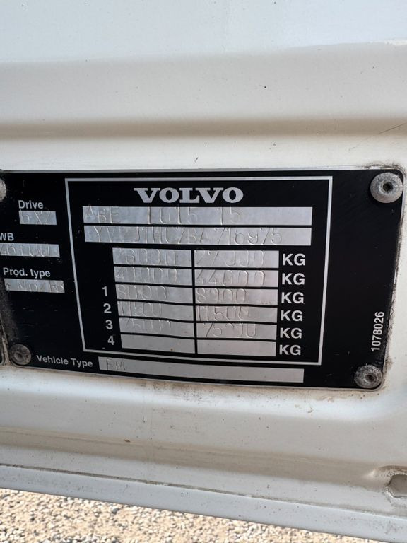 Volvo FM 410 6X2 Kühlkoffer mit Carrier Diesel & Strom Volvo FM 410 6X2 Kühlkoffer mit Carrier Diesel & Strom - شاحنة الفريزر: صورة 3 Volvo FM 410 6X2 Kühlkoffer mit Carrier Diesel & Strom Volvo FM 410 6X2 Kühlkoffer mit Carrier Diesel & Strom - شاحنة الفريزر: صورة 3