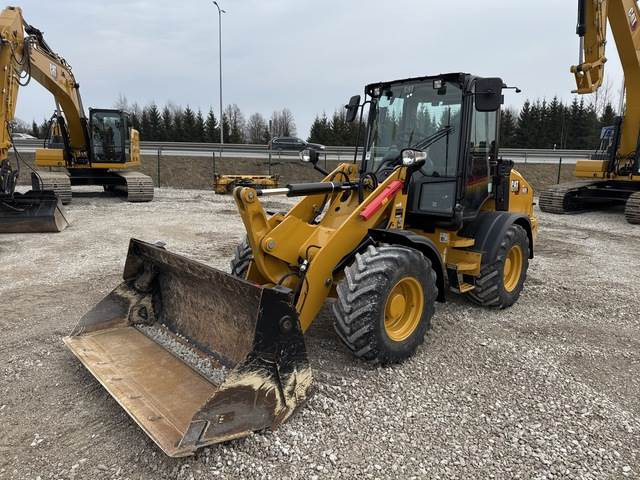 CAT 908 - اللودر بعجل: صورة 1 CAT 908 - اللودر بعجل: صورة 1