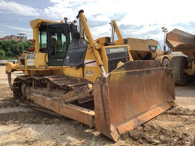 Komatsu D85EX-15 - جرافة: صورة 4 Komatsu D85EX-15 - جرافة: صورة 4