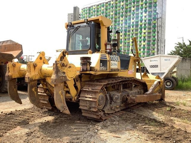 Komatsu D85EX-15 - جرافة: صورة 3 Komatsu D85EX-15 - جرافة: صورة 3