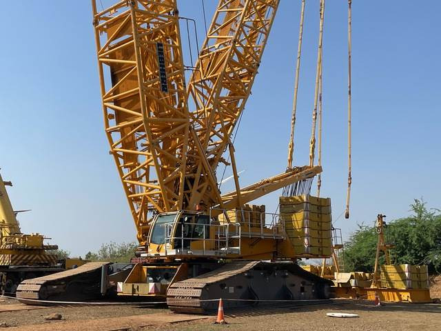 Liebherr LR1600/2 - رافعة مجنزرة: صورة 1 Liebherr LR1600/2 - رافعة مجنزرة: صورة 1