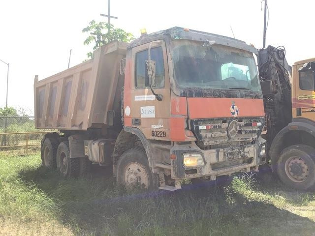 Mercedes-Benz ACTROS 3341 - شاحنة قلاب: صورة 4 Mercedes-Benz ACTROS 3341 - شاحنة قلاب: صورة 4