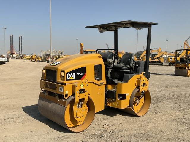 CAT CB34B - مدحلة اسفلت: صورة 1 CAT CB34B - مدحلة اسفلت: صورة 1