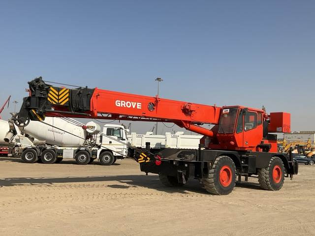 Grove RT530DXL - رافعة الطرق الوعرة: صورة 1 Grove RT530DXL - رافعة الطرق الوعرة: صورة 1