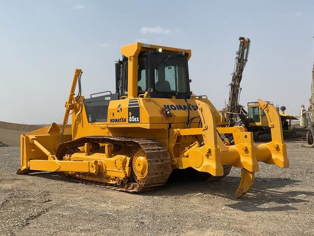 Komatsu D85EX-15 - جرافة: صورة 2 Komatsu D85EX-15 - جرافة: صورة 2