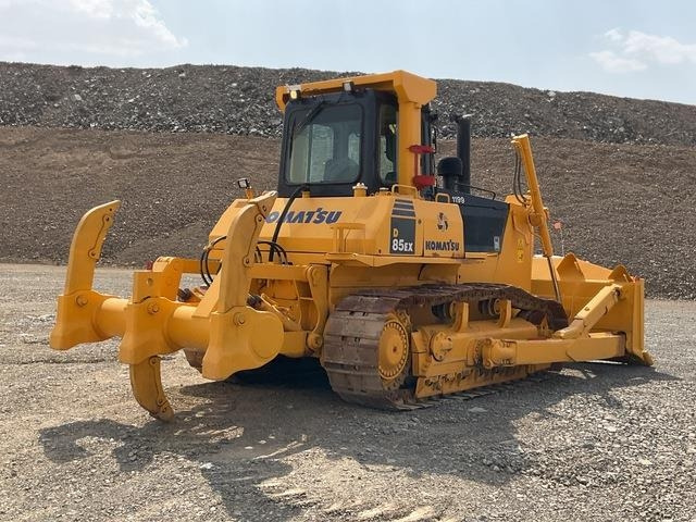 Komatsu D85EX-15 - جرافة: صورة 3 Komatsu D85EX-15 - جرافة: صورة 3