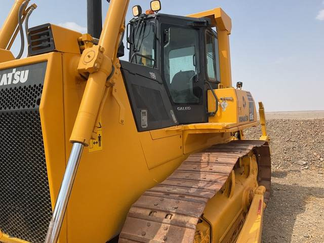 Komatsu D85EX-15 Komatsu D85EX-15: صورة 7
