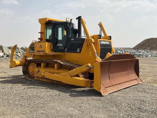 Komatsu D85EX-15 - جرافة: صورة 4 Komatsu D85EX-15 - جرافة: صورة 4