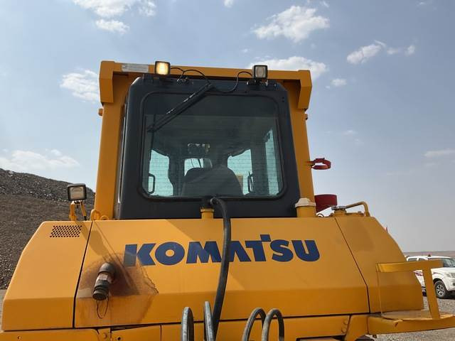 Komatsu D85EX-15 Komatsu D85EX-15: صورة 15