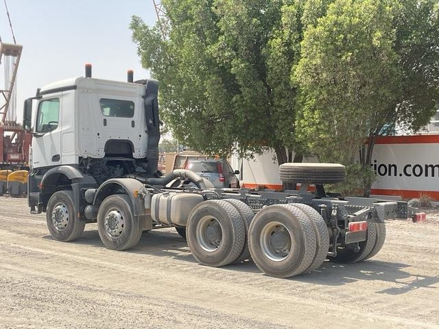 Mercedes-Benz Arocs 4240 - شاحنة هيكل كابينة: صورة 2 Mercedes-Benz Arocs 4240 - شاحنة هيكل كابينة: صورة 2