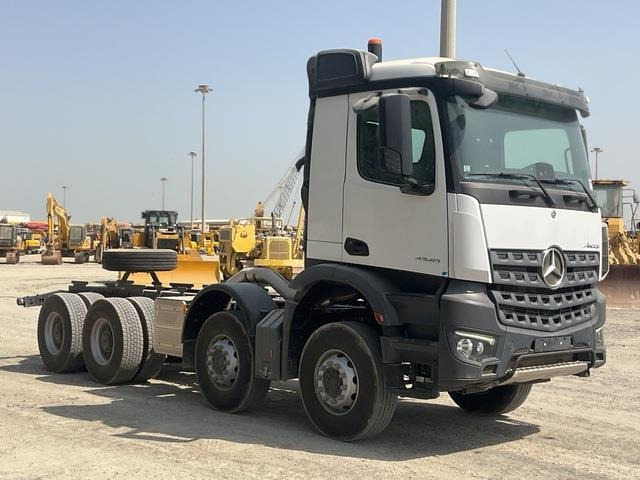 Mercedes-Benz Arocs 4240 - شاحنة هيكل كابينة: صورة 4 Mercedes-Benz Arocs 4240 - شاحنة هيكل كابينة: صورة 4