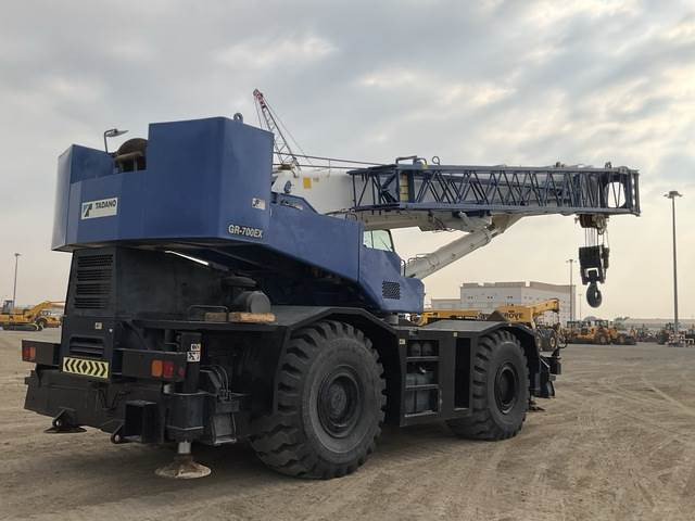 Tadano GR700EX - رافعة الطرق الوعرة: صورة 3 Tadano GR700EX - رافعة الطرق الوعرة: صورة 3