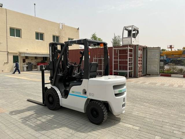 UniCarriers YG1F2A30U - رافعة شوكية ديزل: صورة 2 UniCarriers YG1F2A30U - رافعة شوكية ديزل: صورة 2
