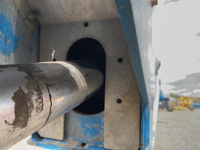 رافعة سلة تلسكوبية Genie S85 XC: صورة 24