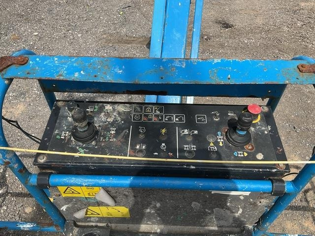 رافعة سلة تلسكوبية Genie S85 XC: صورة 11