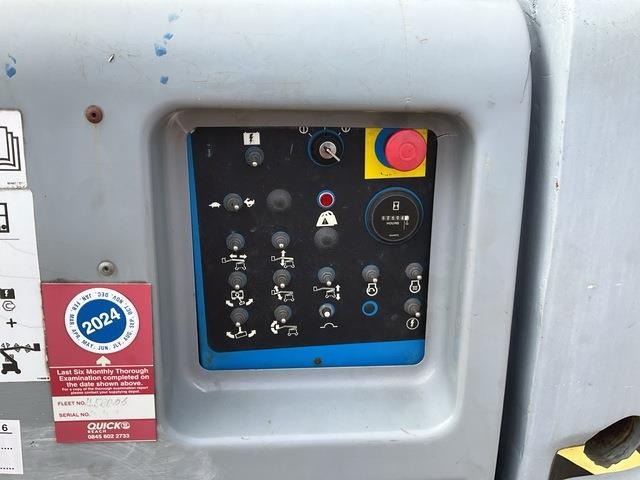 شاحنة ذراع مفصلي Genie Z45/25J: صورة 7