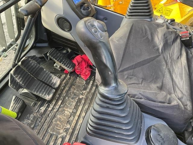 حفار زحاف Komatsu HB365LC-3E0: صورة 13 حفار زحاف Komatsu HB365LC-3E0: صورة 13