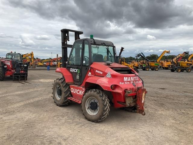 Manitou M26-4 - رافعة شوكية للأرض الوعرة: صورة 2 Manitou M26-4 - رافعة شوكية للأرض الوعرة: صورة 2
