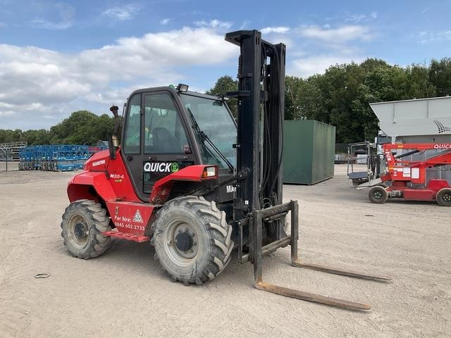 Manitou M30-4 - رافعة شوكية للأرض الوعرة: صورة 4 Manitou M30-4 - رافعة شوكية للأرض الوعرة: صورة 4