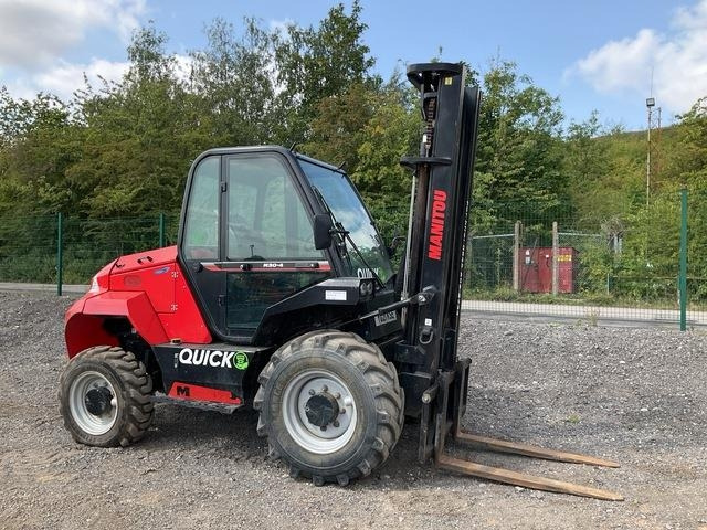 Manitou M30-4 - رافعة شوكية للأرض الوعرة: صورة 4 Manitou M30-4 - رافعة شوكية للأرض الوعرة: صورة 4