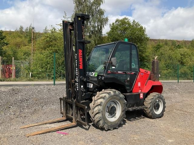 Manitou M30-4 - رافعة شوكية للأرض الوعرة: صورة 1 Manitou M30-4 - رافعة شوكية للأرض الوعرة: صورة 1