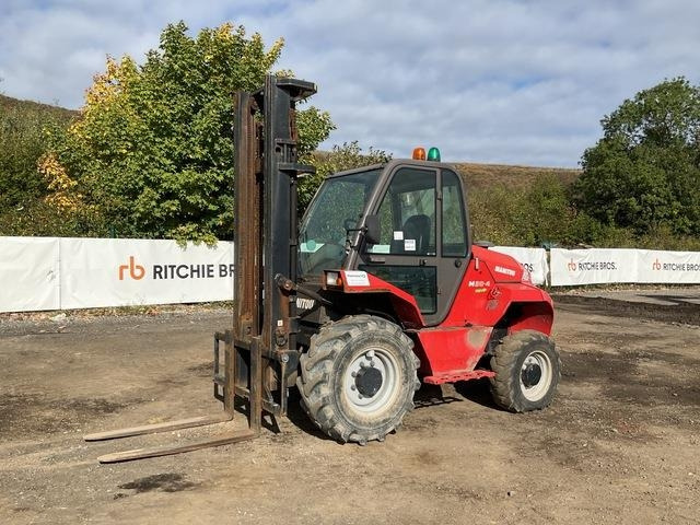 Manitou M30-4 - رافعة شوكية للأرض الوعرة: صورة 1 Manitou M30-4 - رافعة شوكية للأرض الوعرة: صورة 1