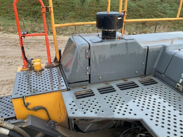 حفار زحاف Volvo EC750EL: صورة 9