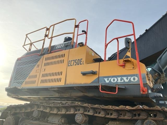 حفار زحاف Volvo EC750EL: صورة 20
