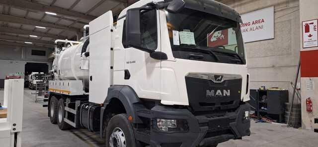 MAN TGS33.400 Jetter - شاحنة الشفط: صورة 4 MAN TGS33.400 Jetter - شاحنة الشفط: صورة 4
