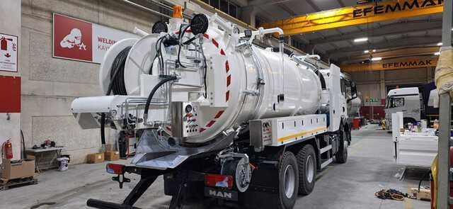 MAN TGS33.400 Jetter - شاحنة الشفط: صورة 3 MAN TGS33.400 Jetter - شاحنة الشفط: صورة 3