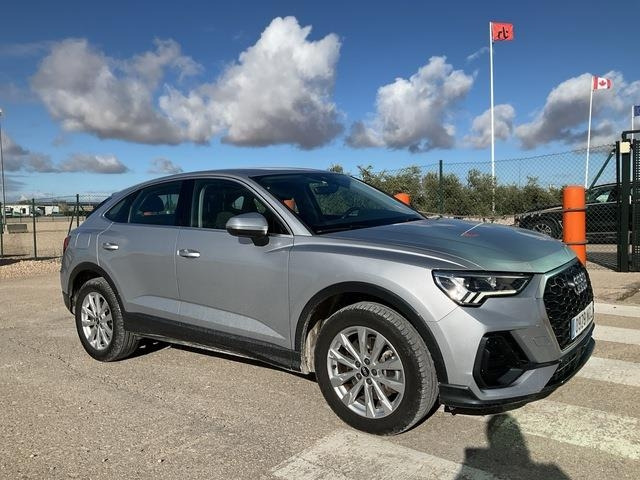 Audi Q3 - سيارة: صورة 4 Audi Q3 - سيارة: صورة 4