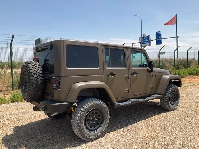 Jeep Wrangler JK Command - سيارة: صورة 3 Jeep Wrangler JK Command - سيارة: صورة 3