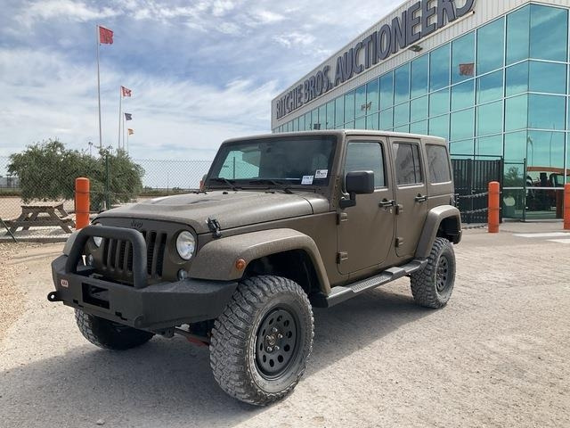 Jeep Wrangler JK Command - سيارة: صورة 1 Jeep Wrangler JK Command - سيارة: صورة 1