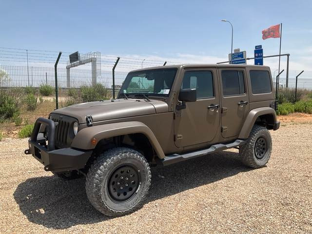 Jeep Wrangler JK Command - سيارة: صورة 1 Jeep Wrangler JK Command - سيارة: صورة 1