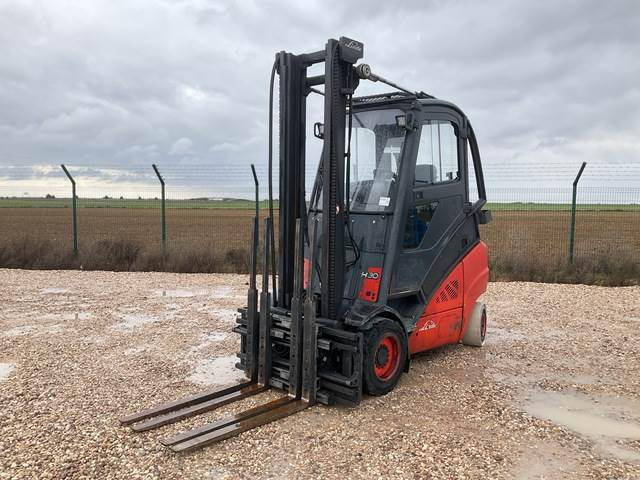 Linde H30T-01 - رافعة شوكية تعمل بالغاز: صورة 2 Linde H30T-01 - رافعة شوكية تعمل بالغاز: صورة 2