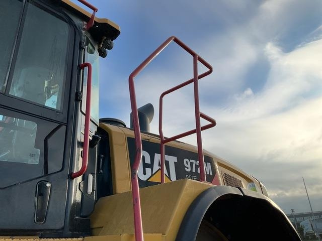 اللودر بعجل CAT 972M XE: صورة 10