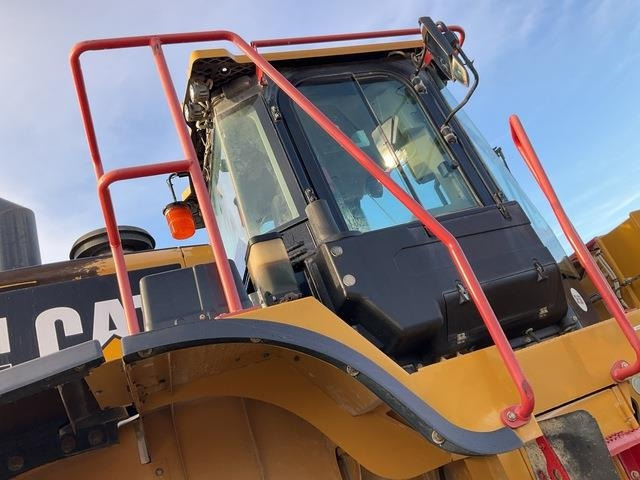 اللودر بعجل CAT 972M XE: صورة 17