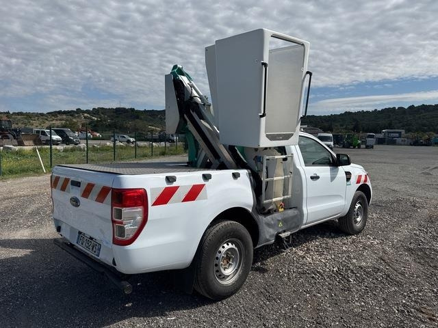 Ford Ranger - منصة تلسكوبية محمولة على شاحنة, شاحنة البيك أب: صورة 3 Ford Ranger - منصة تلسكوبية محمولة على شاحنة, شاحنة البيك أب: صورة 3