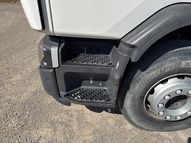 شاحنة مقفلة Renault C380: صورة 15 شاحنة مقفلة Renault C380: صورة 15