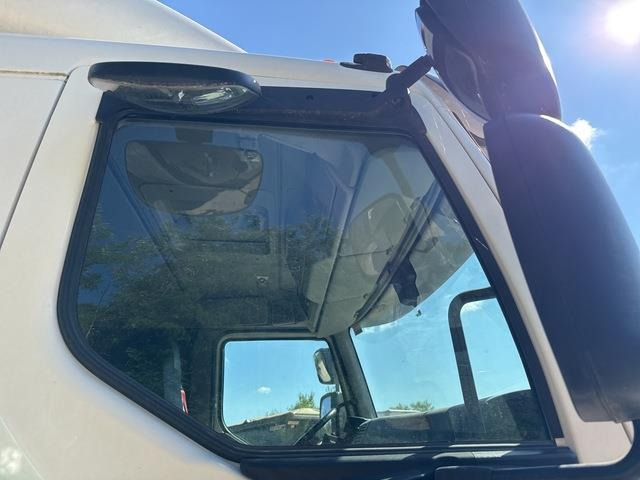 شاحنة مقفلة Renault C380: صورة 24 شاحنة مقفلة Renault C380: صورة 24