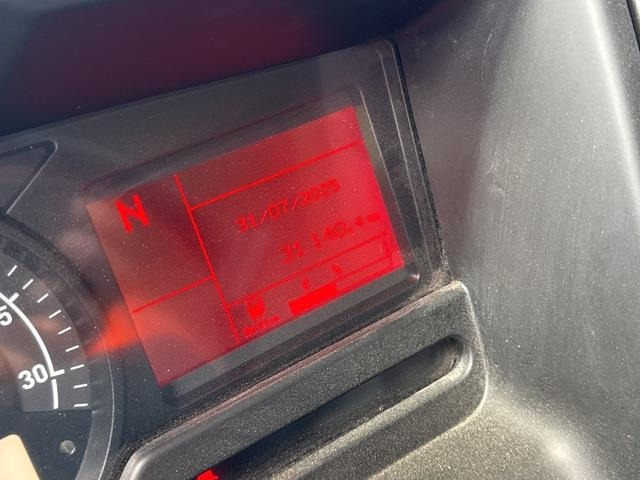 شاحنة مقفلة Renault C380: صورة 10 شاحنة مقفلة Renault C380: صورة 10