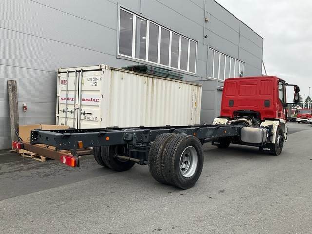 Iveco Eurocargo ML180E32 - شاحنة هيكل كابينة: صورة 3 Iveco Eurocargo ML180E32 - شاحنة هيكل كابينة: صورة 3