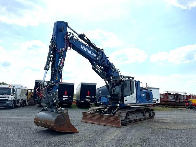 Liebherr R936LC - حفار زحاف: صورة 1 Liebherr R936LC - حفار زحاف: صورة 1