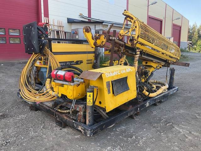 Atlas Copco Diamec U4 - برج الحفر: صورة 3 Atlas Copco Diamec U4 - برج الحفر: صورة 3