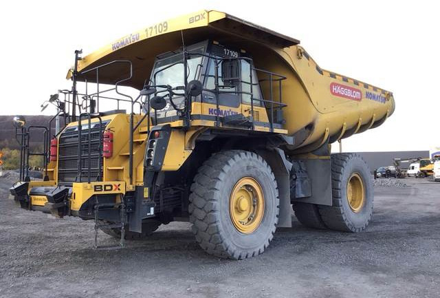 Komatsu HD605-8EU - شاحنة قلاب صلبة: صورة 1 Komatsu HD605-8EU - شاحنة قلاب صلبة: صورة 1
