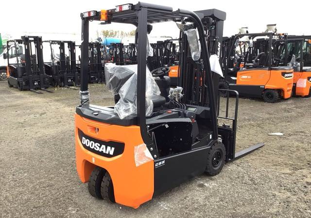 Doosan B15T-7 PLUS - رافعة شوكية كهربائية: صورة 3 Doosan B15T-7 PLUS - رافعة شوكية كهربائية: صورة 3