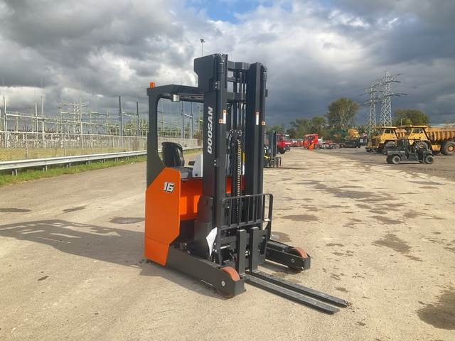 Doosan BR16JW-9 - شاحنة مناوِلة: صورة 4 Doosan BR16JW-9 - شاحنة مناوِلة: صورة 4